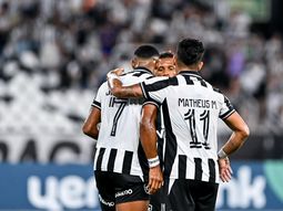 botafogo le gana a racing y lo deja complicado