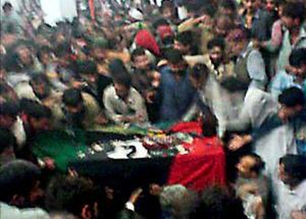 Funeral bhutto 3