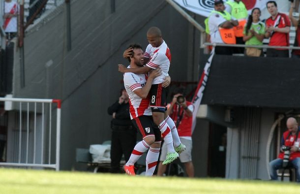 River le ganó a San Lorenzo y se prende en la lucha del torneo
