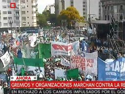 Bancarios llaman a voltear las reformas laboral, tributaria y jubilatoria de Macri