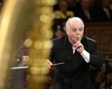Barenboim reveló que padece Parkinson: seguirá dirigiendo hasta que pueda