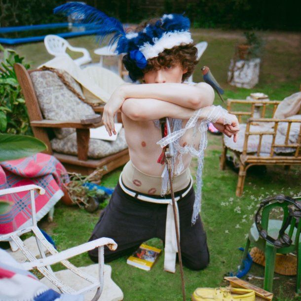 Dease presentó Oda a la mortalidad, su nuevo single