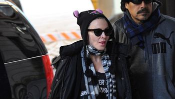 el particular look de una estrella pop el particular look de una estrella pop