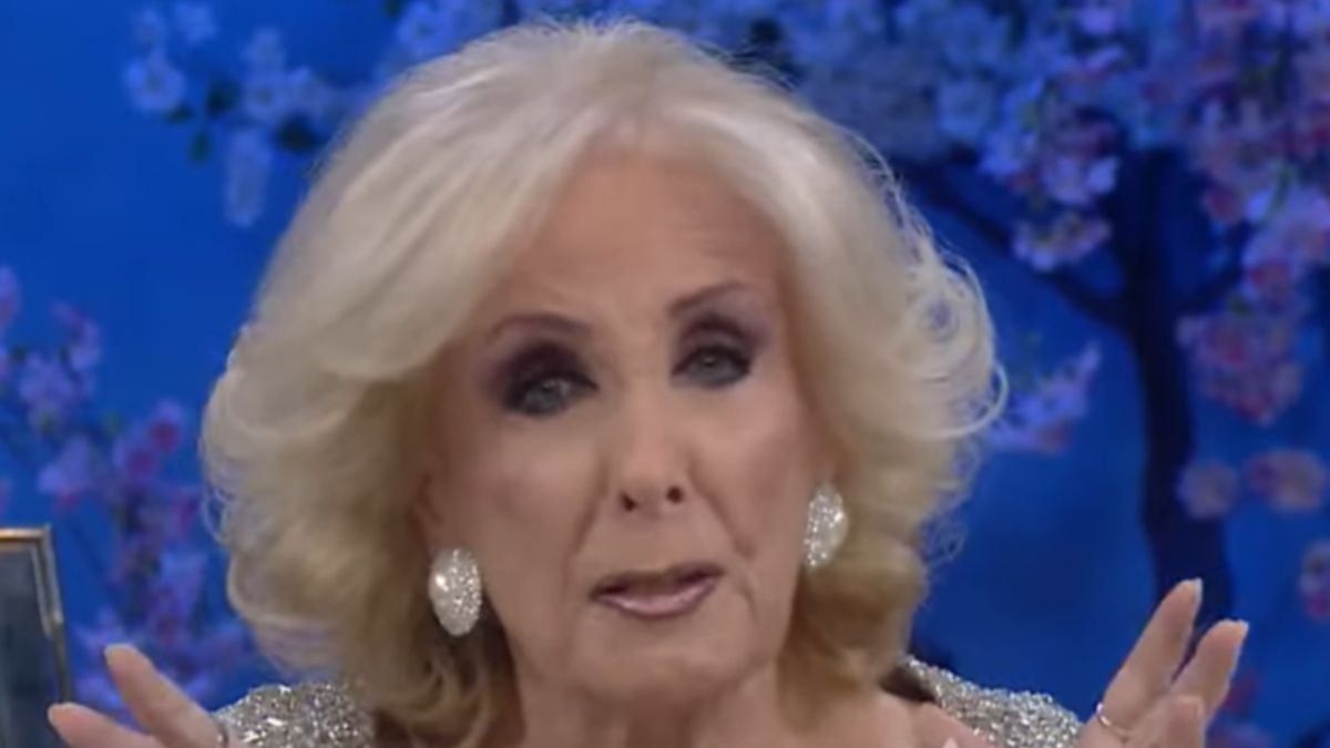 Mirtha Legrand se emocionó al recordar que en pandemia no pudo despedir a su hermana