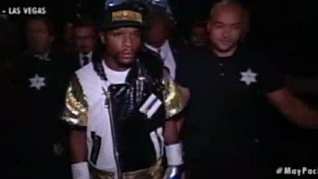 mira como entro floyd mayweather al cuadrilatero mira como entro floyd mayweather al cuadrilatero