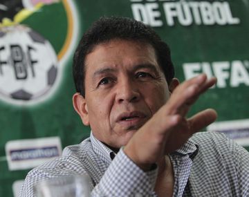 El presidente de la Federación Boliviana de Fútbol criticó duramente a la FIFA