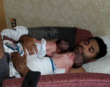 El hombre al que se le murieron los hijos porque los dejó en el auto se declaró inocente