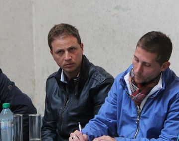 Temperley echó a ex presidente por su relación con los barras