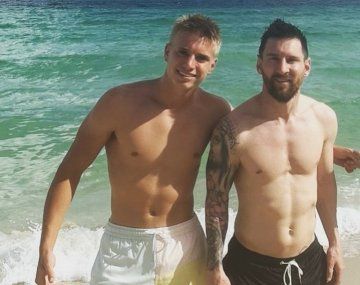 Relajado y de vacaciones: Messi fue descubierto en un lugar paradisíaco