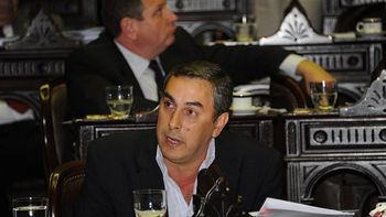 el proyecto de presupuesto 2014 es un garabato el proyecto de presupuesto 2014 es un garabato