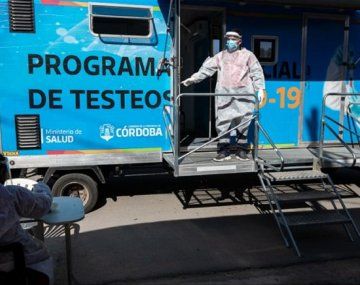Córdoba anunció el cierre de los vacunatorios masivos y centros de testeo por Covid-19