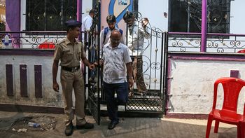 horror en la india: un hombre degollo a 14 familiares y se suicido horror en la india: un hombre degollo a 14 familiares y se suicido