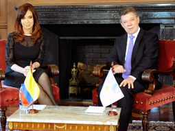 cristina se reunio en colombia con el presidente santos cristina se reunio en colombia con el presidente santos