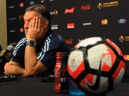 en medio de la copa, martino recibio una dura noticia de cara a los jj.oo. en medio de la copa, martino recibio una dura noticia de cara a los jj.oo.