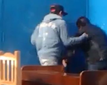 Feroz golpiza a un discapacitado en una escuela de Wilde