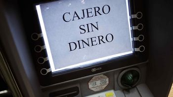 Cajero sin dinero Cajero sin dinero