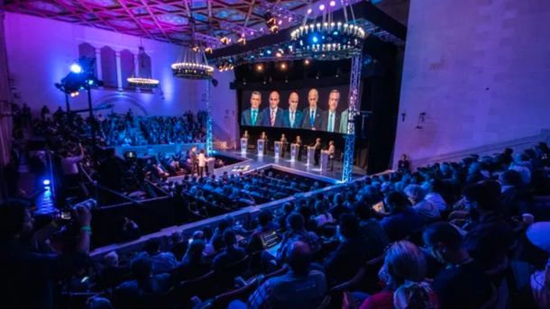 EN VIVO: La cobertura y el análisis del debate por C5N