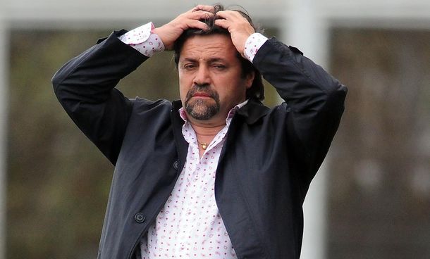 Caruso imitó a Van Gaal y su equipo se metió en semifinales del Reducido