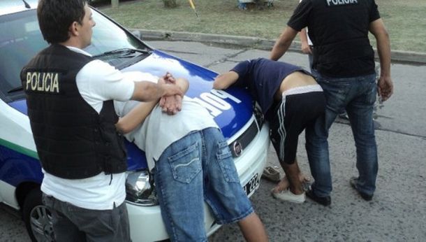 Cayó banda de policías falsos: cometían asaltos y secuestros