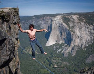 Murió durante un salto un deportista extremo