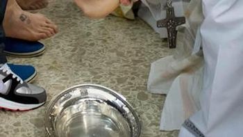 francisco lavo los pies en una carcel de menores francisco lavo los pies en una carcel de menores