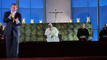 jesus nos ofrece algo mas grande que la copa del mundo jesus nos ofrece algo mas grande que la copa del mundo