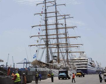 La Fragata Libertad en Ghana