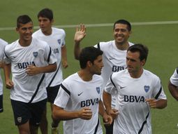 riquelme volvio a entrenarse y suena con jugar ante toluca riquelme volvio a entrenarse y suena con jugar ante toluca
