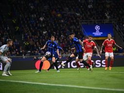 El Inter, con goles de Lautaro y Correa, empató 3-3 ante el Benfica y avanzó a semifinales