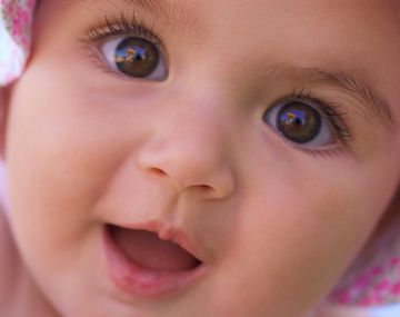 Milagro: una beba resucitó en una iglesia de Brasil