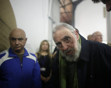 El líder cubano Fidel Castro reapareció en público en enero de 2014.
