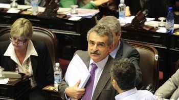 el oficialismo busca dar media sancion al presupuesto 2013 el oficialismo busca dar media sancion al presupuesto 2013