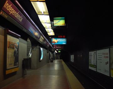 Anunciaron que habrá demoras en la línea E