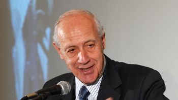 para lavagna, toda la oposicion debe formar una alianza para lavagna, toda la oposicion debe formar una alianza