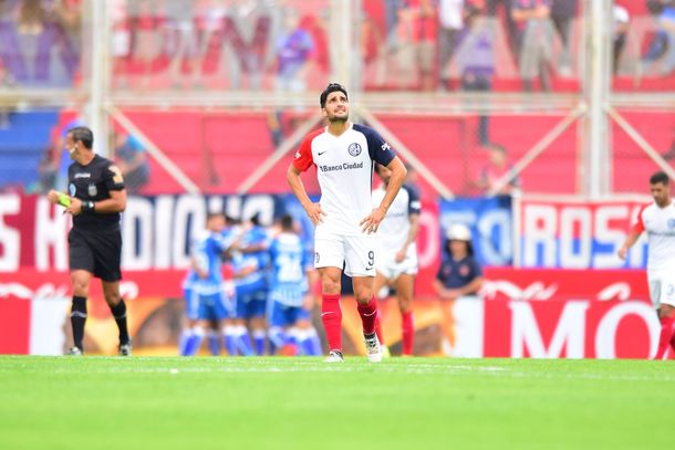Papelón de San Lorenzo: Godoy Cruz lo bailó en el Gasómetro y le ganó 5 a 0