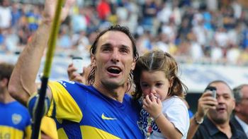 la hija de schiavi destroza a river, con ternura la hija de schiavi destroza a river, con ternura