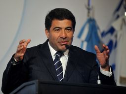 sobreseyeron a echegaray por el viaje a rio sobreseyeron a echegaray por el viaje a rio