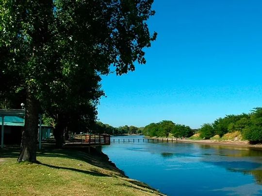 El pueblo rural que hace bien a la salud por sus aguas curativas.
