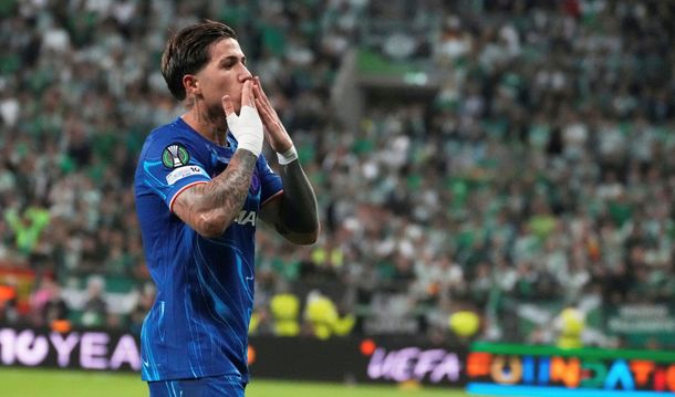 Chelsea, con gol de Enzo Fernández, venció a Betis y se consagró campeón de la UEFA Conference League