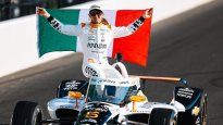Patricio OWard avanzó del cuarto al tercer puesto en la 109ª edición de las 500 Millas de Indianápolis tras ser descalificado el sueco Marcus Ericsson. Patricio OWard avanzó del cuarto al tercer puesto en la 109ª edición de las 500 Millas de Indianápolis tras ser descalificado el sueco Marcus Ericsson.