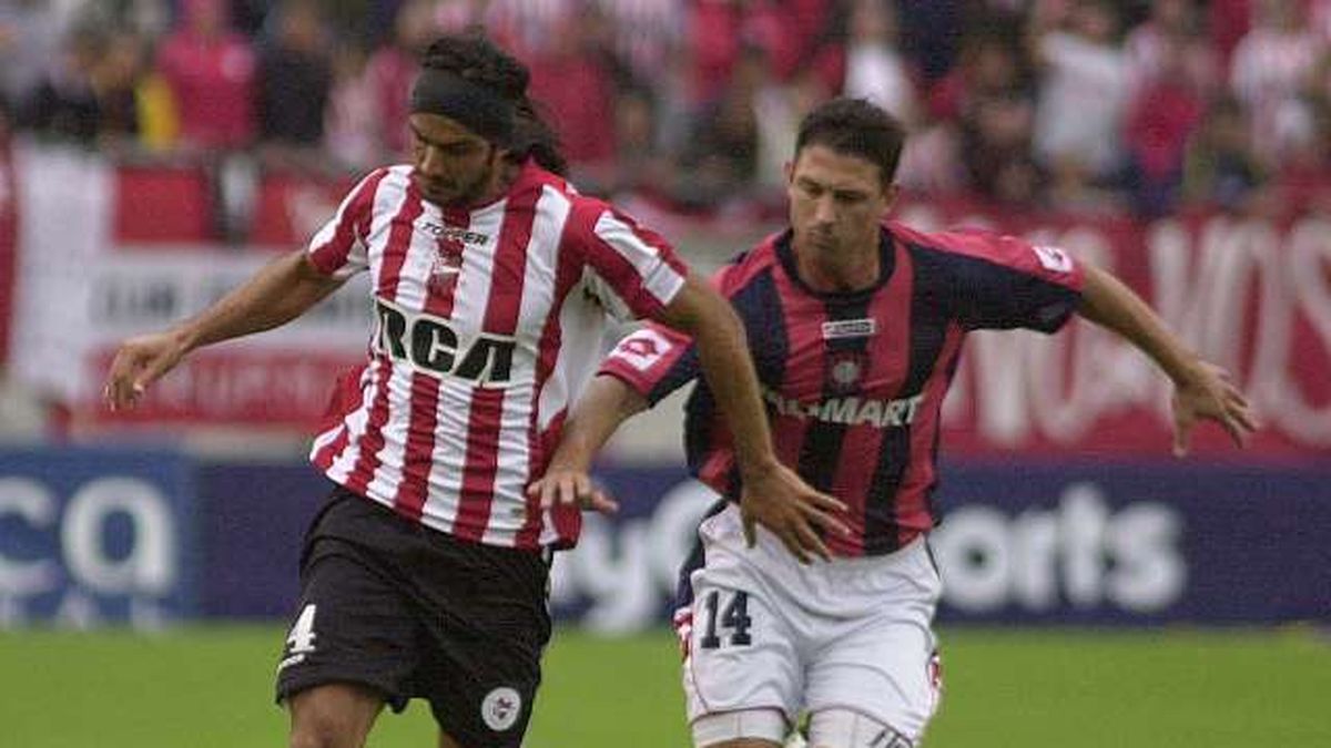 Estudiantes se sacó la mufa y le ganó a San Lorenzo en La Plata