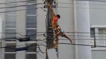 impactante: un joven murio electrocutado en un acto de dilma rousseff impactante: un joven murio electrocutado en un acto de dilma rousseff