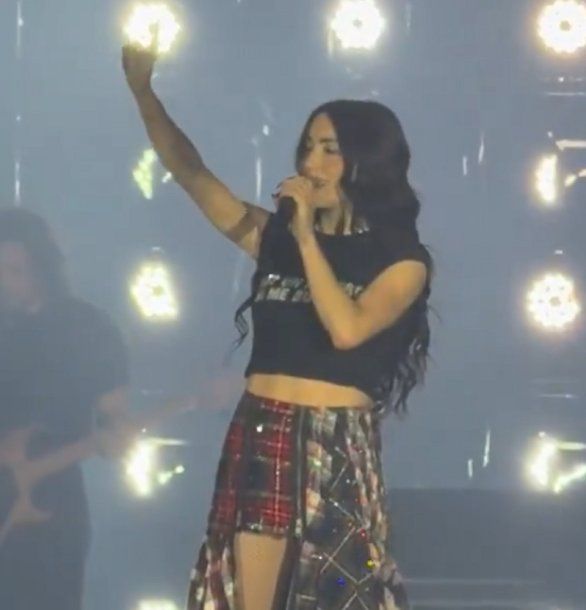 Lali Espósito, tras la amenaza de bomba en su show: La música y el amor se imponen