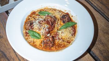 Ubicado en Zona Norte, este bodegón prepara la mejor pasta de la ciudad. Ubicado en Zona Norte, este bodegón prepara la mejor pasta de la ciudad.