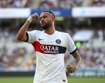El tremendo regreso de Neymar: marcó dos golazos y dio una asistencia