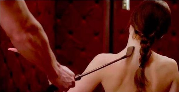 Mató a su novia queriendo recrear una escena de 50 sombras de Grey