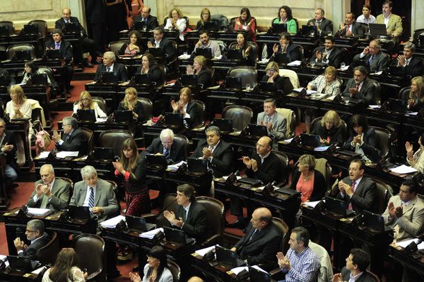 Diputados trata la Ley de Responsabilidad del Estado