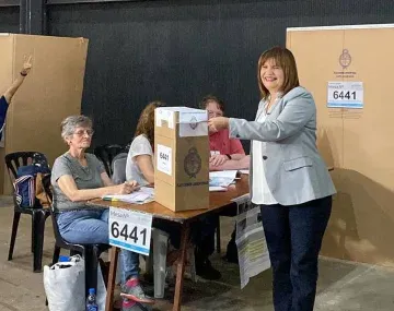Patricia Bullrich votó y lamentó su situación política: “Me hubiera gustado estar en esta instancia”