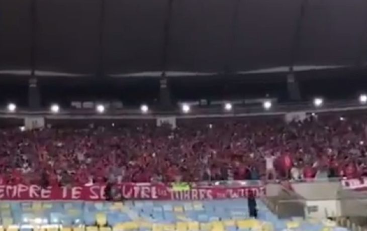 Festejo de los hinchas de Independiente