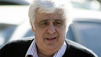 Alberto Samid. Alberto Samid.